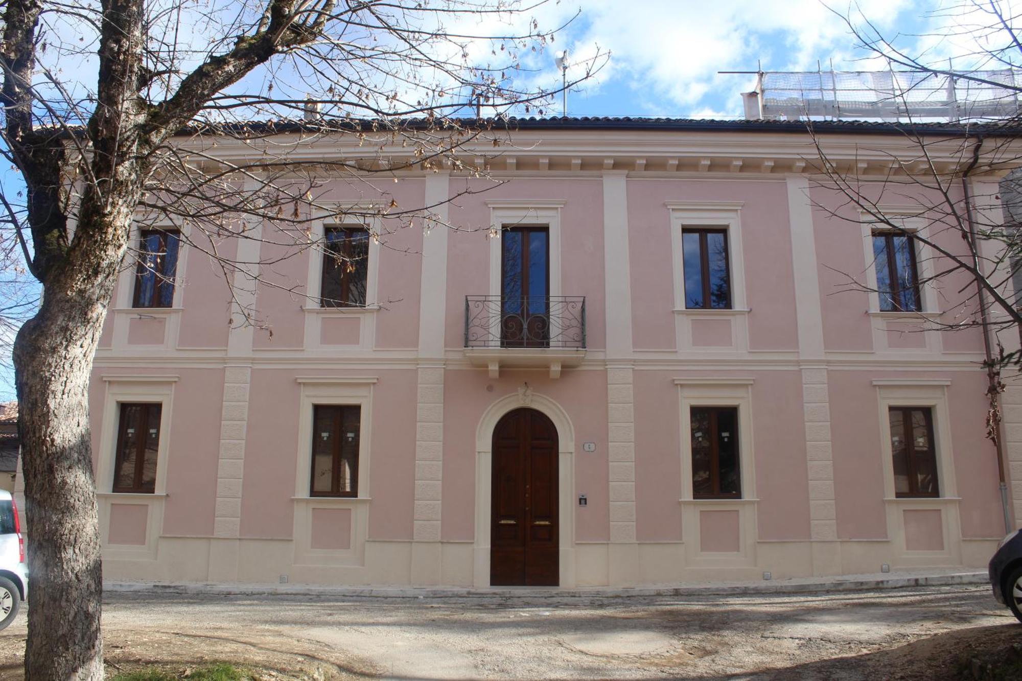ל'אקווילה Guest House La Casa Del Mandatario מראה חיצוני תמונה